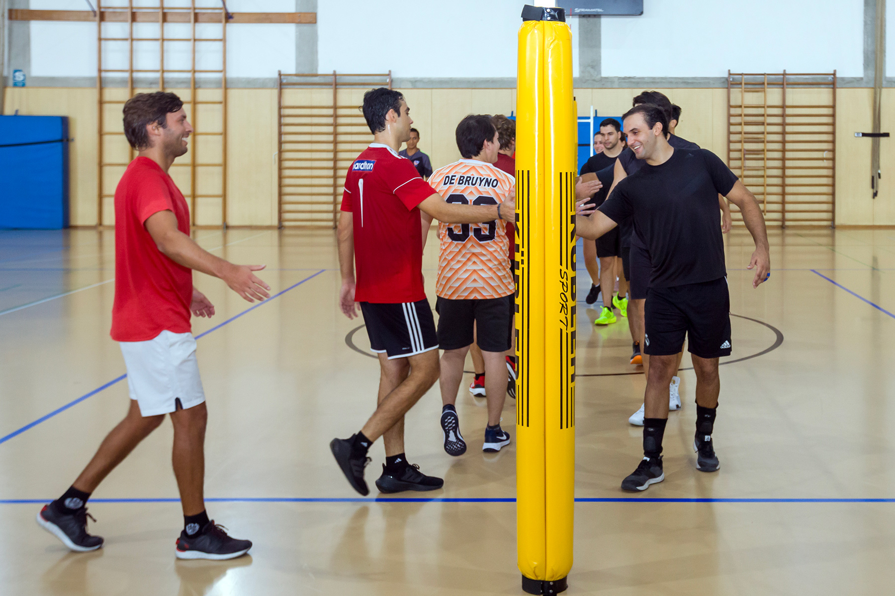 5-ALUMNI-Voley